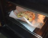 Foto del paso 2 de la receta Pizza de jamón serrano, champiñones y aceitunas negras