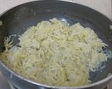 A picture of step 3 of Doodhi ka Halwa.