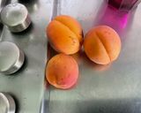 Une image de l'étape 2 de Flan sans pâte aux groseilles noires et abricots.