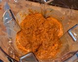 Une image de l'étape 2 de Roulades de poulet farcies aux poivrons rouges et chorizo.