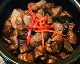 Hình bước làm 3 của món Chân nấm đông cô kho tiêu