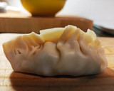 Foto del paso 6 de la receta: Gyozas 🥟 de gamba 🦐 y calamar 🦑