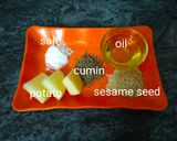 A picture of step 1 of Potato sesame fry.