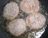 รูปขั้นตอนการทำที่ 3 ของ Menchi Katsu (メンチカツ) หมูสับทอดสไตล์ญี่ปุ่น