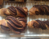 Foto del paso 11 de la receta: Trenzas de brioche al chocolate