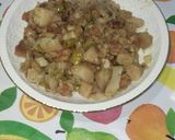 Foto del paso 4 de la receta Col, patatas y zanahorias en su jugo