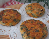 Foto del paso 6 de la receta: Tortitas de patatas y acelgas