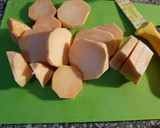 Foto del paso 1 de la receta: Estofado de pollo súper fácil y económico