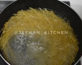 Foto langkah ke 3 dari resep Oseng Spaghetti Ayam dan tomat Cherry.