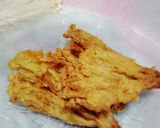 Foto langkah ke 4 dari resep Jamur enoki goreng krispy.