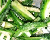 A picture of step 1 of Fried bitter groud.
