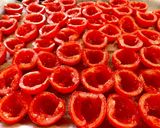Une image de l'étape 2 de Tomates séchées à l’huile d’olive et graines de fenouil.