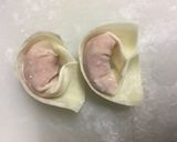 A picture of step 5 of Pork Fried Wantan.
