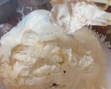 A picture of step 4 of My keto sugar free strawberry jelly/jello fluff/mousse 🍓🍨.