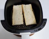 Foto del paso 3 de la receta: Tostadas de pan crujiente, mantequilla y mermelada, en freidora de aire