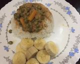 A picture of step 5 of Grean peas with coconut.