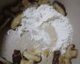 Foto langkah ke 3 dari resep Chicken Steak with Creamy Mushroom Sauce.