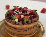 Foto del paso 13 de la receta: Tarta de bizcocho y crema de trufa de chocolate para San Valentín