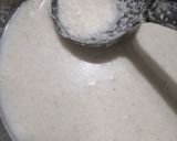 A picture of step 1 of Rava Uttapam.
