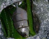 Foto langkah ke 1 dari resep Tim ikan bawal praktis.