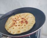 Foto langkah ke 8 dari resep Cheese Paratha (Indian Flatbread Stuffed with Cheese).