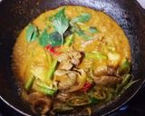 รูปขั้นตอนการทำที่ 5 ของ ผัดเผ็ดเนื้อ