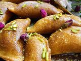 قطايف بالجبنه