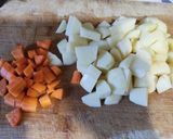 Foto del paso 1 de la receta: Ensalada de papas y zanahoria