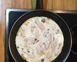 Foto del paso 5 de la receta: Pollo con nata y queso