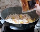 Foto langkah ke 4 dari resep Nasi Goreng Kecombrang Tongkol.