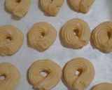 Foto langkah ke 3 dari resep Semprit keju_glazur coklat.