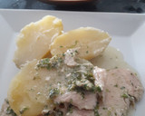 Foto del paso 3 de la receta: Pechuga al ajillo con papas cocidas y mojo canario