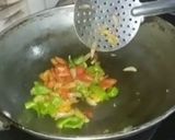 A picture of step 3 of Vegetables chowmein.