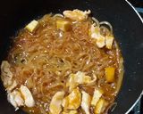 A picture of step 4 of Chicken Pad Thai.