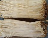 Foto langkah ke 3 dari resep Jamur Enoki Goreng Crispy.