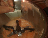 Foto del paso 2 de la receta: Tarta de zanahoria con crema de naranja en robot MC