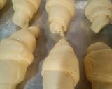 Foto langkah ke 11 dari resep Croissant isi sosis ---no korsvet---.