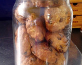 Foto del paso 5 de la receta: Cookies de copos de avena con naranja, miel y pepitas de chocolate