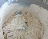 A picture of step 1 of Marrie biscuit choco rolls.