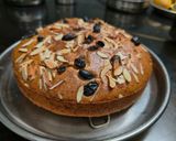 A picture of step 8 of Banana Suji Cake.