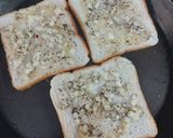 A picture of step 6 of Pink cheese pasta with garlic bread.