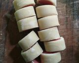 Foto langkah ke 4 dari resep Sate Sosis Goreng Kulit Pangsit 🍡.