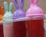 A picture of step 5 of Jam-e-shirin popcicles and malai popcicles.