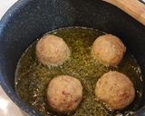 Foto del paso 5 de la receta: Albóndigas de rape y gambones en salsa de piquillo