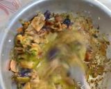 صورة لخطوة 2 من وصفة -طاجن البيض بالخضار والجبن🥚🫑!