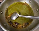 A picture of step 5 of Sarson ka saag.