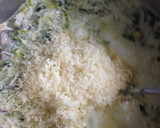 Foto del paso 5 de la receta: Tarta de puerros y portobelos con masa de vino
