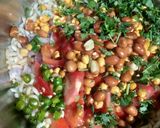 चटपटी भेलपुरी(chatpati bhelpuri recipe in hindi) रेसिपी चरण 2 फोटो