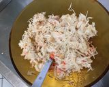 Une image de l'étape 5 de Tomates farcies au crabe, carottes râpées et crème de balsamique.