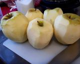 Foto del paso 1 de la receta Tarta de manzana con base de galletas María
